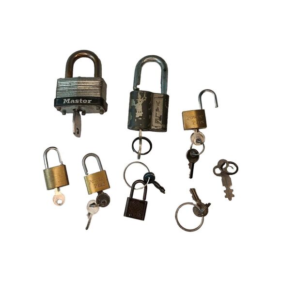 Lot Of Six 6 Vintage Padlocks With Keys Yale, Master, Power Plus Working Locks - Picture 1 of 5